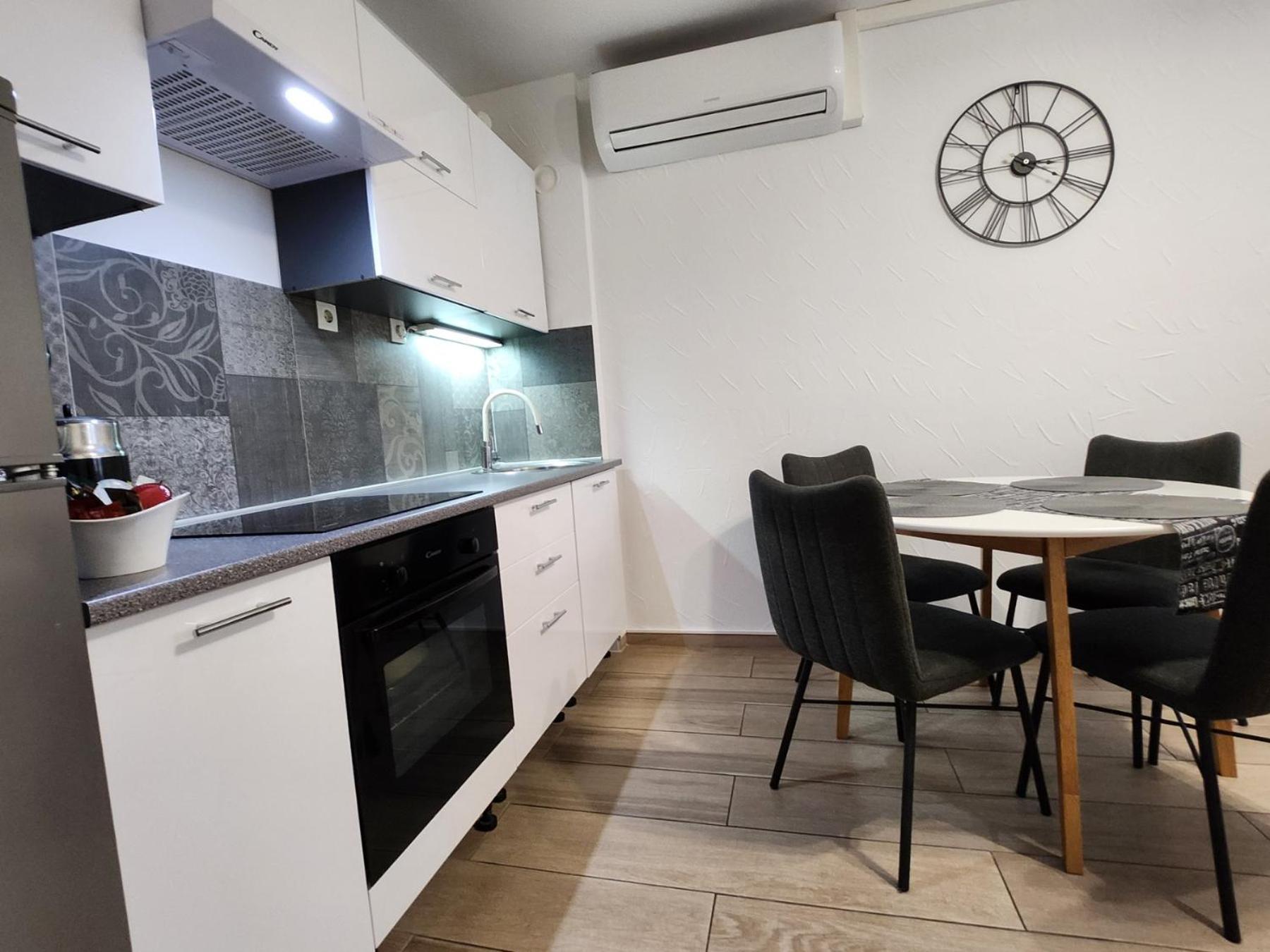 Apartman Ante Vinkovci Luaran gambar